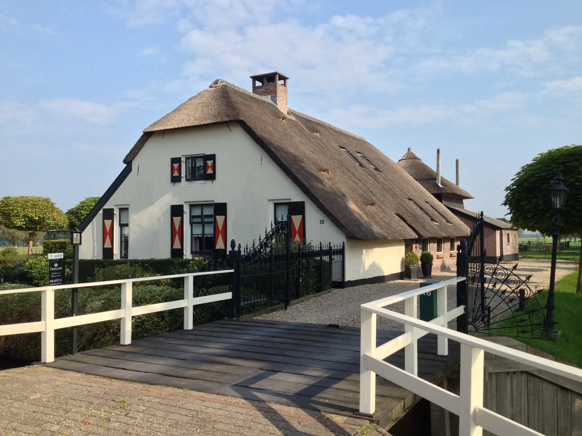 Rietgedekte woning in Langbroek